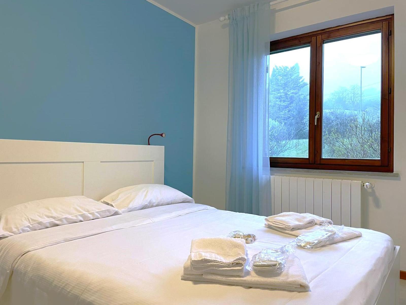 Happy Guest Apartments - Lake View And Pool 里瓦迪索尔托 外观 照片
